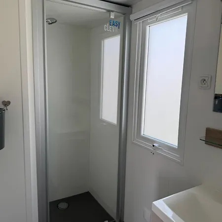 Campsite Mobil 6 Personnes Acces Direct *